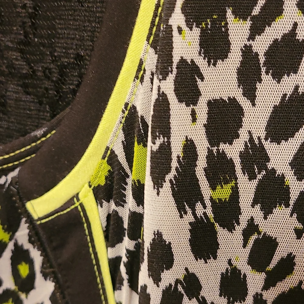 Piccadilly Jacket and matching tank, size Sm, animal print black, cream green - Picture 2 of 16